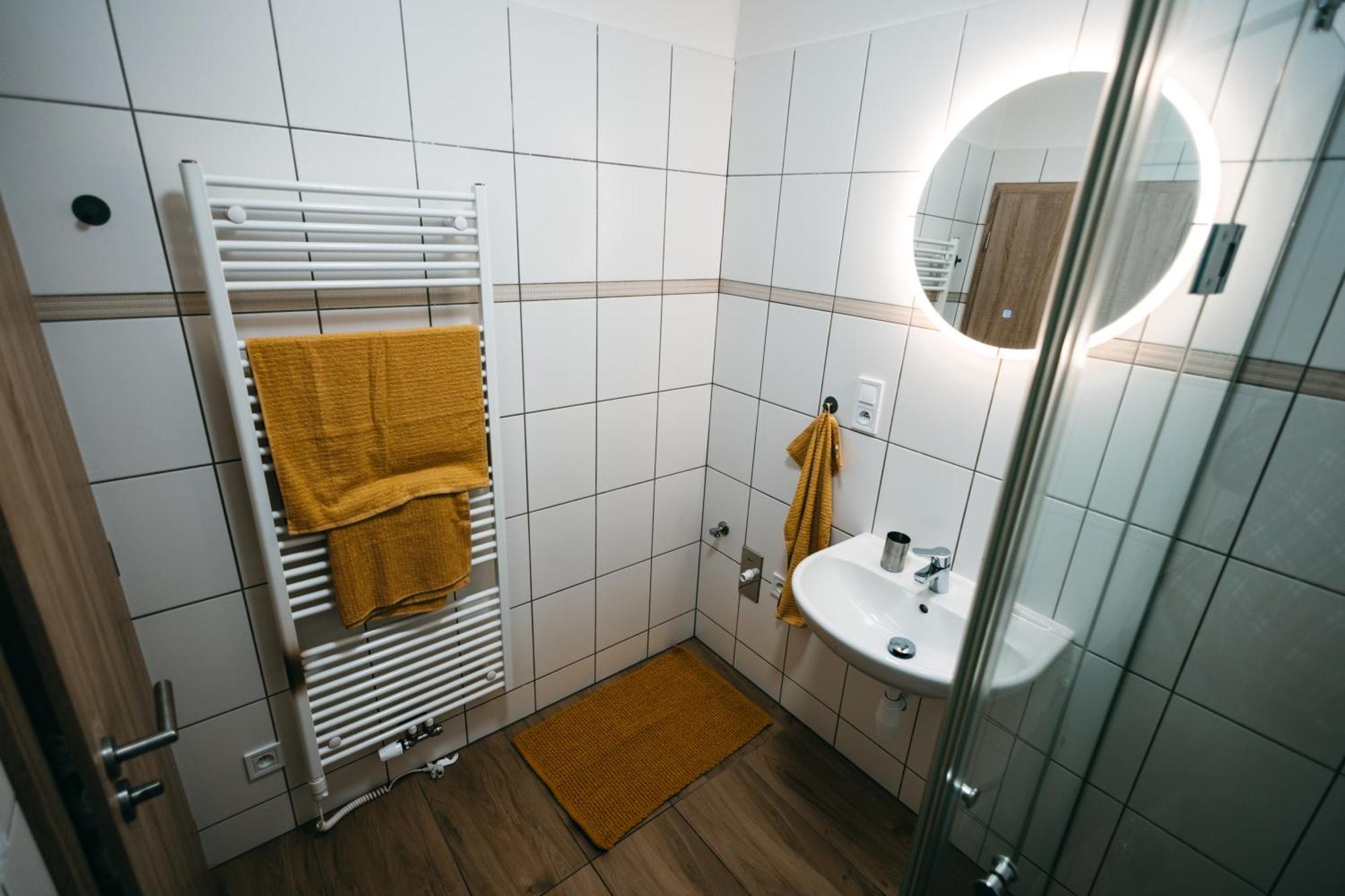 Byt 21 V Rezidenci Bily Lev Na Namesti Žďár nad Sázavou Exteriér fotografie