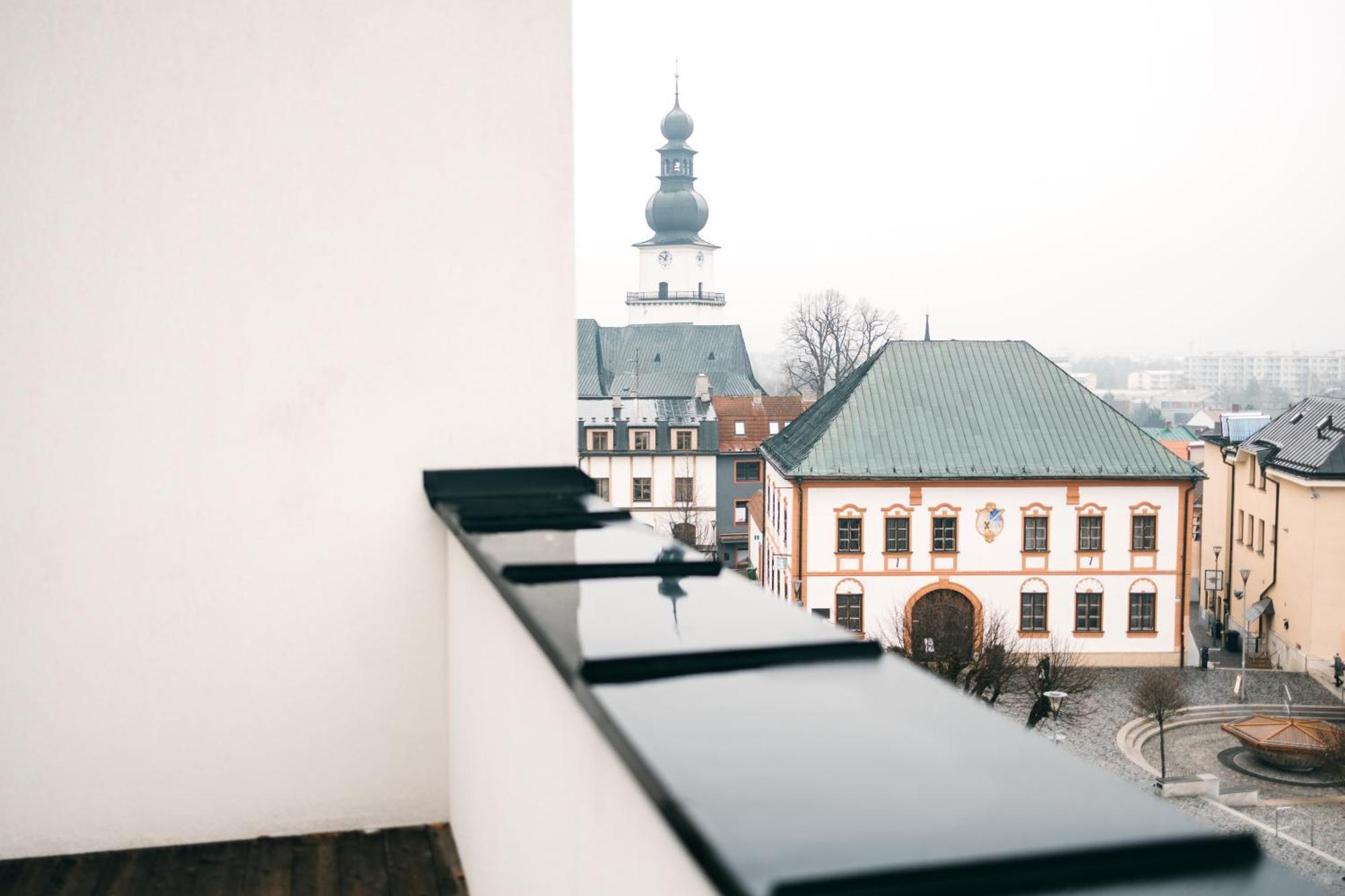 Byt 21 V Rezidenci Bily Lev Na Namesti Žďár nad Sázavou Exteriér fotografie